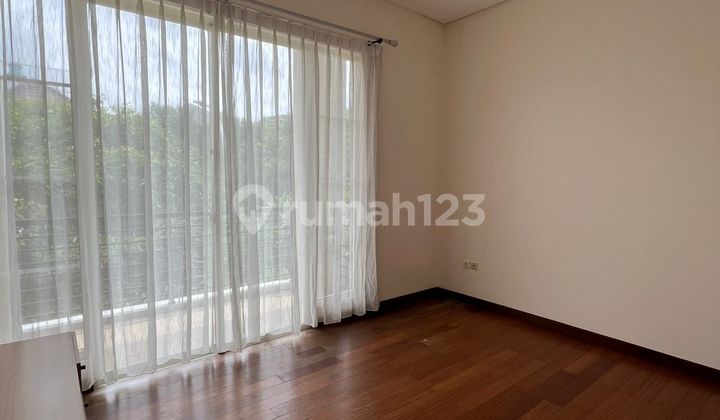 Disewa Rumah Pik Crown Golf Uk 240M² Sangat Rapi At Jakarta Utara 2