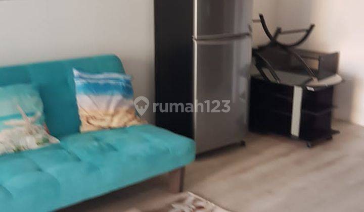 Sewa Apartemen Mediterania Garden Furnished View Tribecca 1