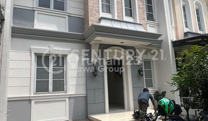 For Sale House in a Cluster in BSD South Tangerang