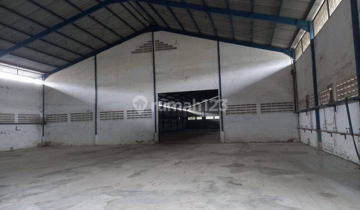 Gudang siap pakai rapi dan bebas banjir Sta 5