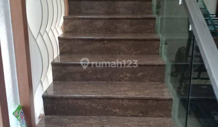 Rumah Sunter Agung Modern Minimalis Disewakan Hadap Timur 2
