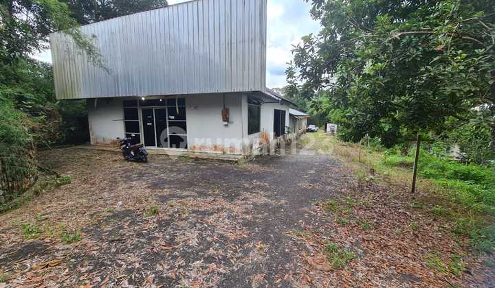 Gudang di Km 18 , Dengan Tanah Yg Luas Dan Siap Pakai 1
