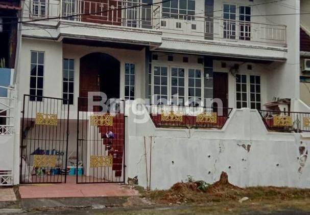 Rumah besar dan cantik di Balikpapan Baru 1