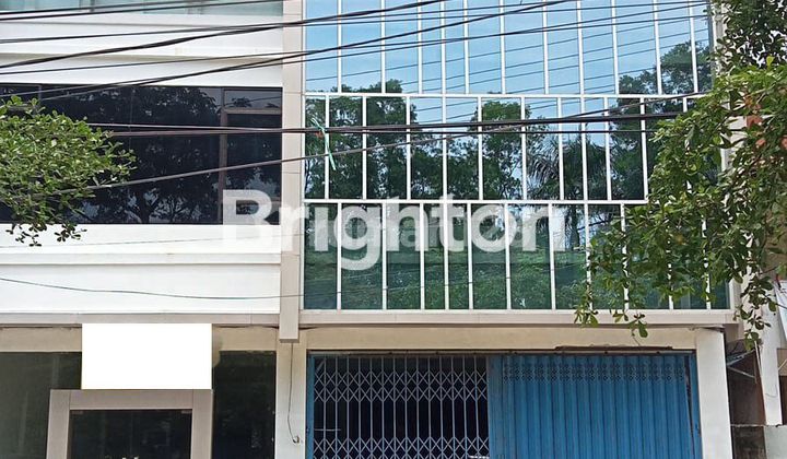 RUKO BESAR 2 UNIT JADI SATU PINGGIR JALAN BESAR SEBELAH HOTEL BANDARA RUKO BESAR 2 UNIT JADI SATU PINGGIR JALAN BESAR SEBELAH HOTEL BANDARA