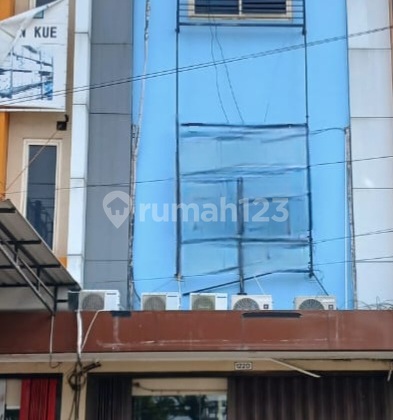 Ruko 3 Lantai Cocok untuk Usaha dan Kantor di Sepinggan