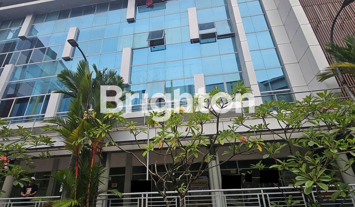 BSB shop house suitable for a cafe, restaurant, or office.