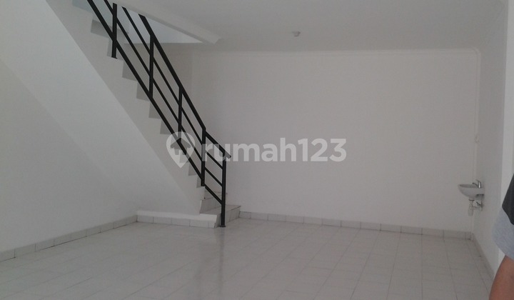 Ruko 2 Lantai Cocok untuk Kantor di Sepinggan 2