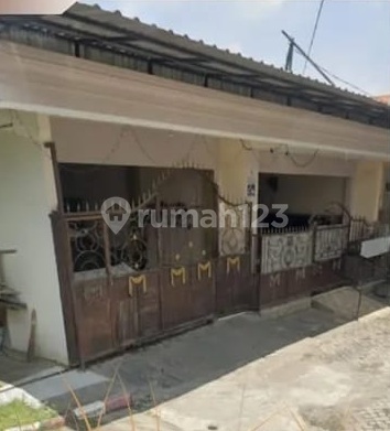 Rumah Griya Sepanjang Taman Sidoarjo 1