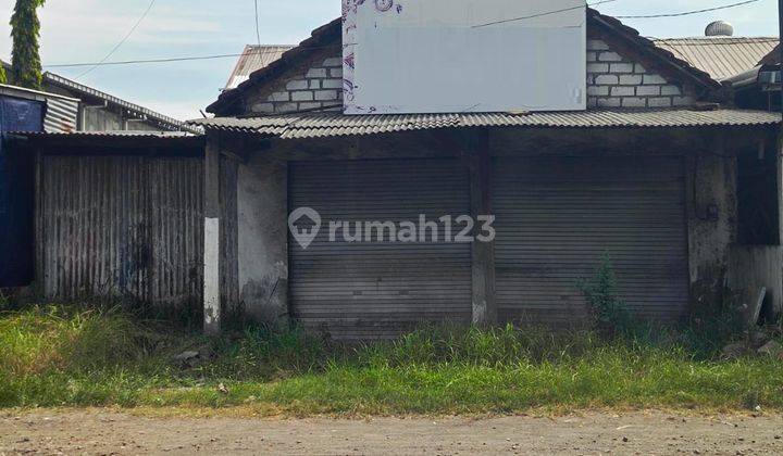 Rumah Usaha Raya Putat Lor Menganti 1