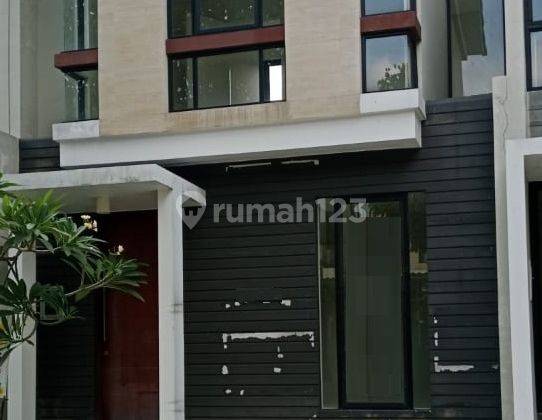 Rumah di Northwest Citraland, Surabaya Barat Siap Huni 1