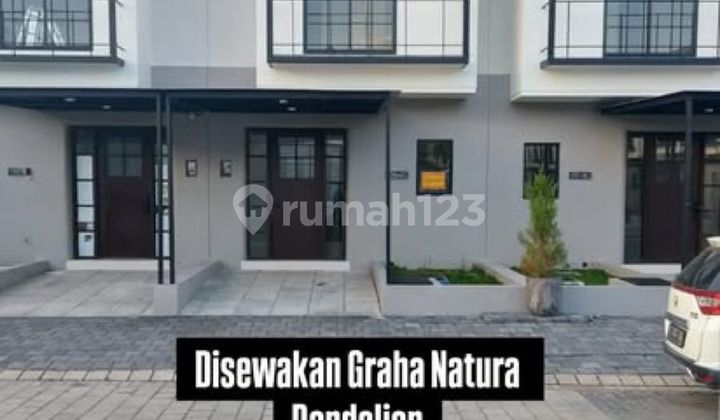 Rumah Graha Natura Dandelion Surabaya Barat dekat Citraland, Pakuwon Mall