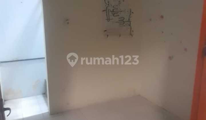 Bumi Sari Praja Boarding House, West Surabaya, nearby 2