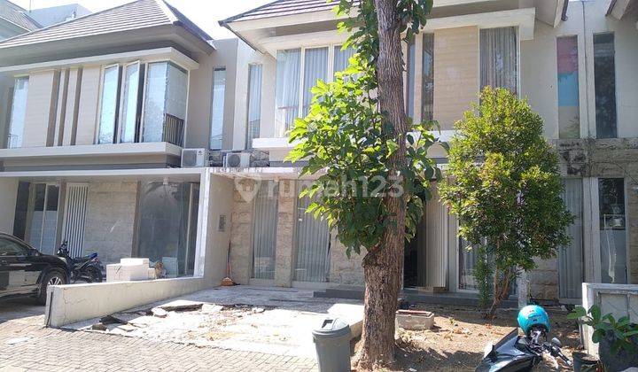 Rumah di Alam Hijau Citraland, Surabaya Barat Siap Huni 1