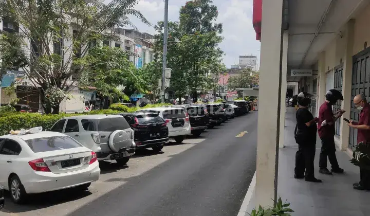Di Sewakan Ruko Di Komplek Mall Center Point, Semi Furnished 9