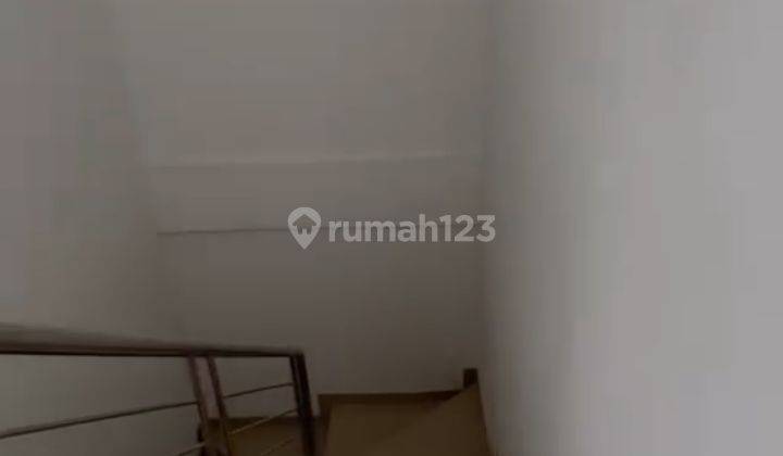 Rumah Baru Vicario 2, Daerah Bilal, Krakatau 9