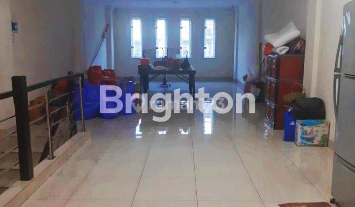 Di Sewakan. Ruko Bisnis Jl. Mt. Haryono Semi Furnished 3