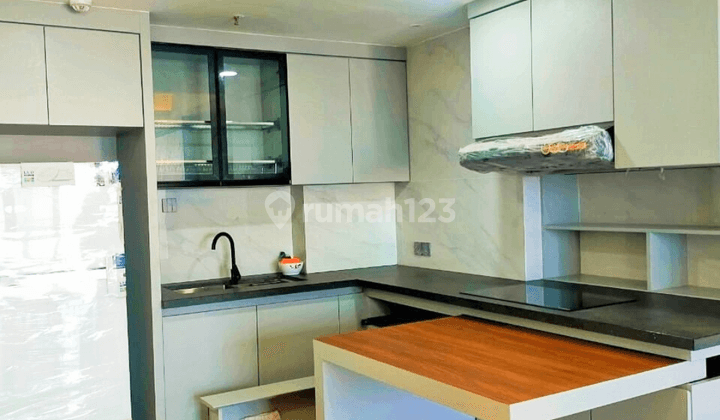 Apartment Podomoro Hook View Full Furnished Uk. 92.22 M² 1