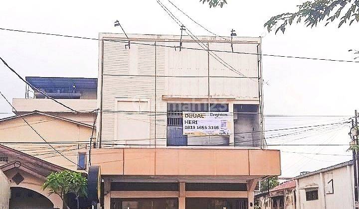 Ruko Gandeng Hook, Jl. Dr. Mansyur Dekat Usu Jl. Setiabudi  2