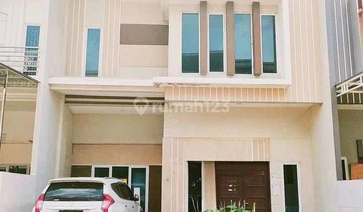 Komplek Graha Metropolitan, Sophie Suite. Rumah Baru, Lebar 8 M. 2