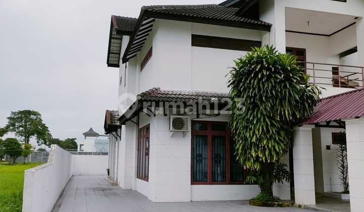 Graha Metropolitan Complex. Semi Furnished. 15 Meter Wide House. Graha Metropolitan Complex. Semi Furnished. 15 Meter Wide House.