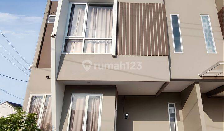 Rumah Baru Hook Komplek Mutiara Point. Belakang Mutiara Residence