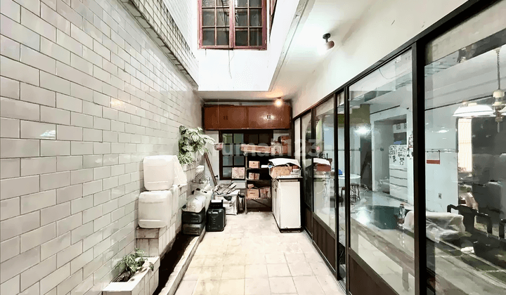 foto lainnya prime location. rumah hook. komplek