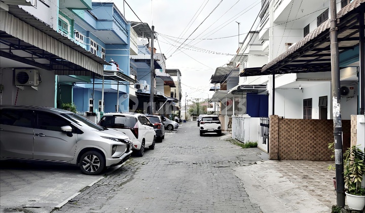 Komplek Jemadi Permai. Jl. Jemadi, Krakatau. Inti Kota 1