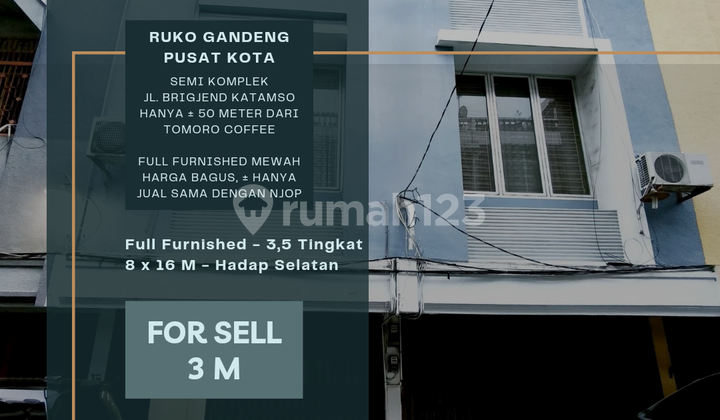 Row House. Brigadier General Katamso Street Complex. 50 Meters from Tomoro Coffee