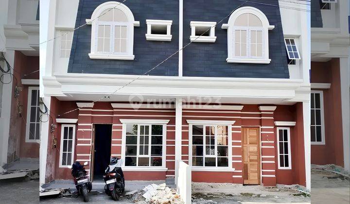 Rumah Baru Daerah Jl. Bhayangkara. Siap Huni. 4 Menit Cemara Asri 2