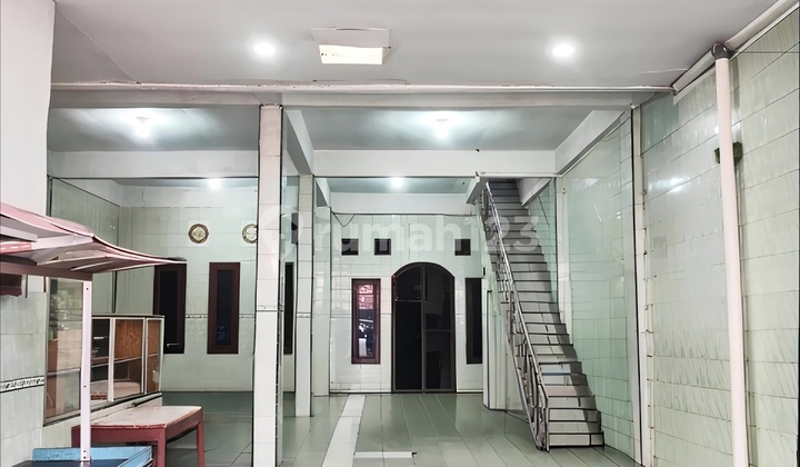 Attached Shophouse on Jl. Sentosa Baru, Serdang. 15 Boarding Rooms. Aceh Coffee Shop.