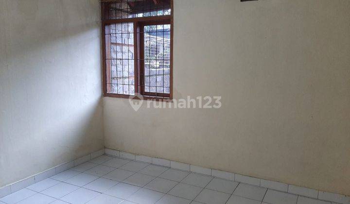 Disewakan Rumah Siap Huni di Dalam Komplek Regol Bandung 2