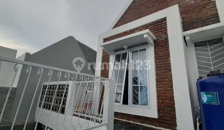 Rumah Minimalis 2 Lantai Siap Huni di Ngamprah