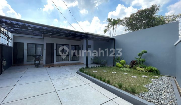 Minimalist 1-Story Ready-to-Occupy House in Gegerkalong at the Best Price