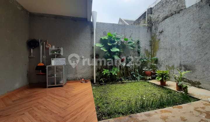 Rumah Minimalis 2 Lantai Siap Huni di Ngamprah 2