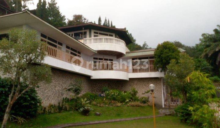 Villa Leduk Prigen Pasuruan View of Mount Arjuna Negotiable Price