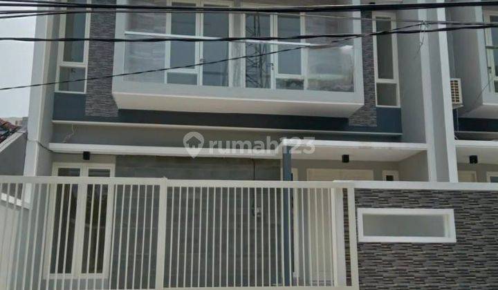 Jual Rumah Baru model Scandinavian di Raya manyar 2 Lantai 1