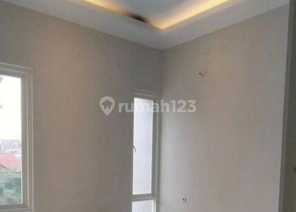 Jual Rumah Baru model Scandinavian di Raya manyar 2 Lantai 2