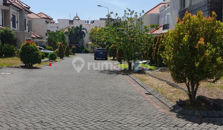 Dijual Rumah Hitung Tanah Bukit Darmo Golf Surabaya Barat  2