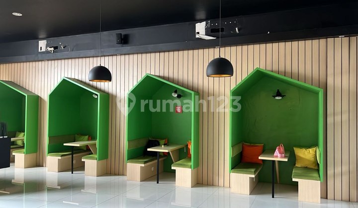 For Rent Commercial Space Ambengan Street Tambaksari Surabaya