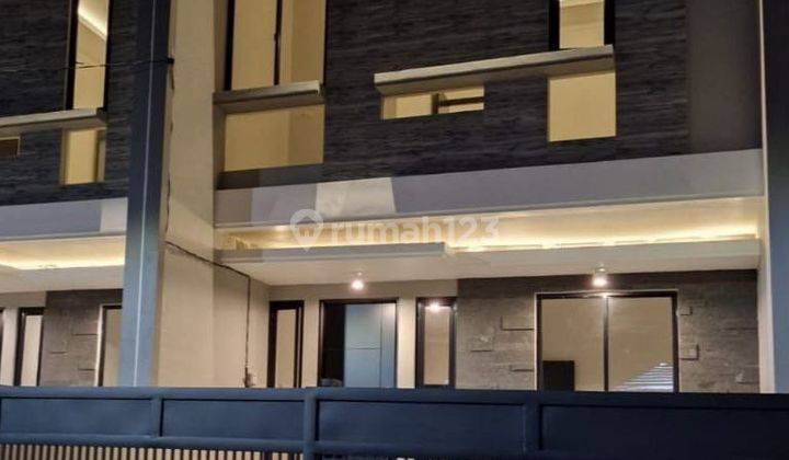 Dijual Rumah Baru Klampis Semolowaru Surabaya  1