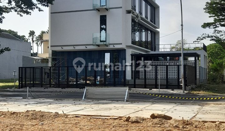 Woodland Citraland Building Surabaya Woodland Citraland Building Surabaya