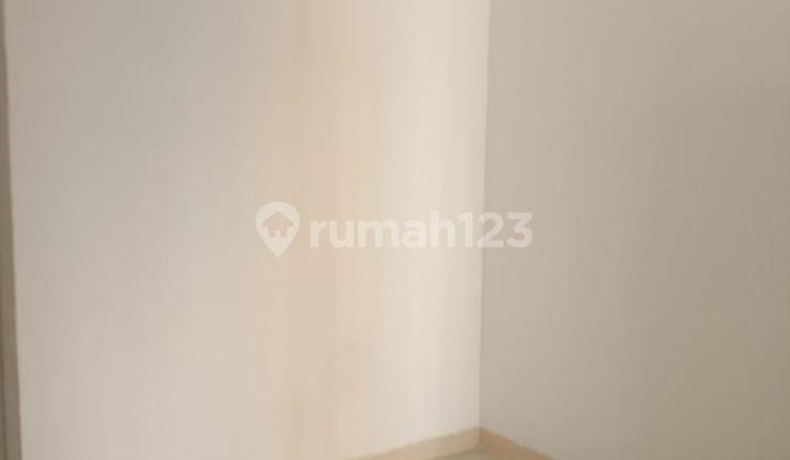 Apartement 2 BR Unfurnished 42m² Tower Fav Green Bay Pluit  2