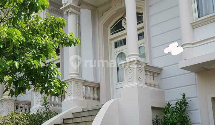 For Sale: The Villas House, 2 Floors, Furnished, Flood-Free, Above Moi, Kelapa Gading
