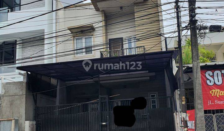 Rumah 2 Lantai di Summagung 3, Jakarta Utara 1