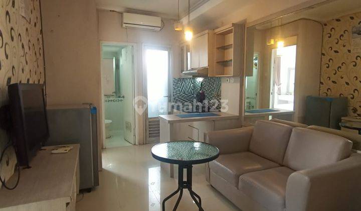 Disewakan Apartment Grand Emerald 2br di Kelapa Gading, Jakarta Utara 1