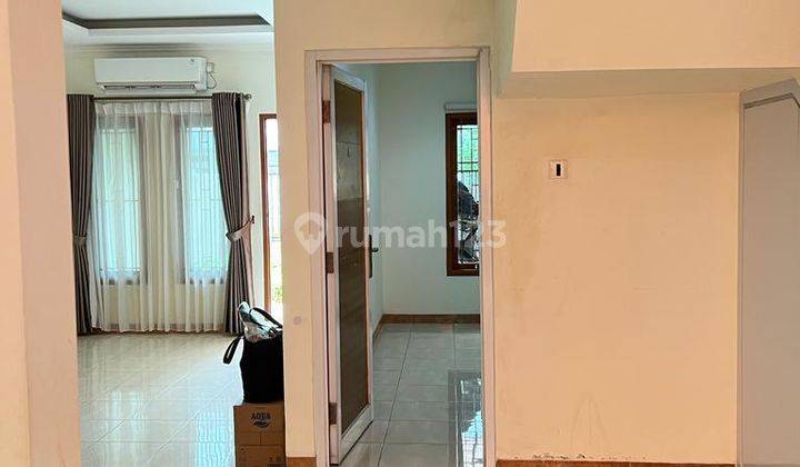 Jual Cepat Rumah di Kelapa Puan 2 Lt, Sudah Renovasi, Bagus, Rapi 2