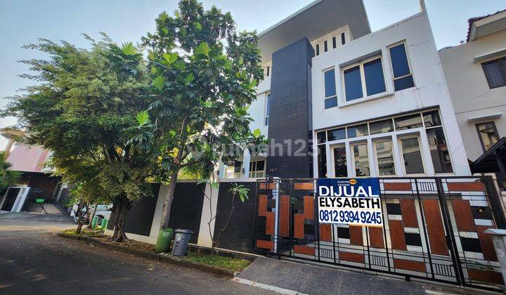 Dijual Cepat Rumah Mewah, Hoek, Semi Furnished, Mininalis, di Kelapa Gading 1