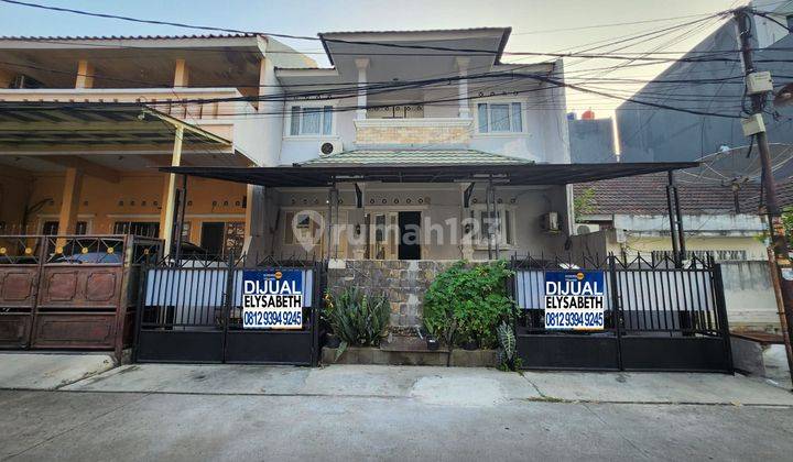 Dijual cepat rumah 2 lantai, 135 m2, row 2 mobil, kelapa gading 1