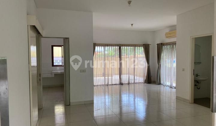 DISEWAKAN Rumah 2 Lt, Hook, Bebas Banjir, Strategis Dekat AEON JGC 2