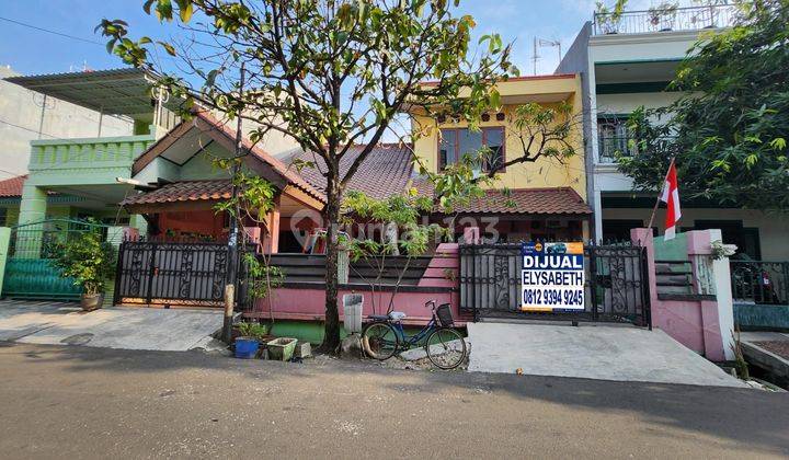 Dijual Cepat Rumah Standar, 202 M2, Bebas Banjir, Row Jalan 2 Mbl, Sunter 1